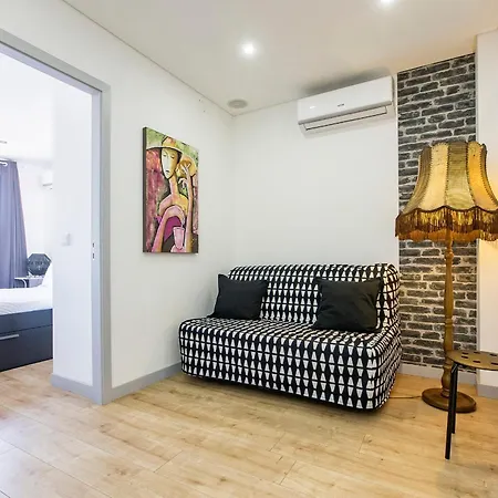 1br Flat In Trindade W/ Ac By Metro Station Apartment