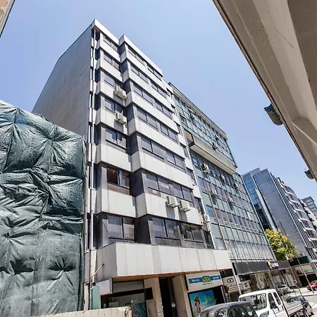 1br Flat In Trindade W/ Ac By Metro Station Porto